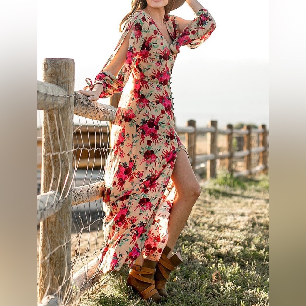 Stunning Long Button Front Floral Dress With Open Slit Arms